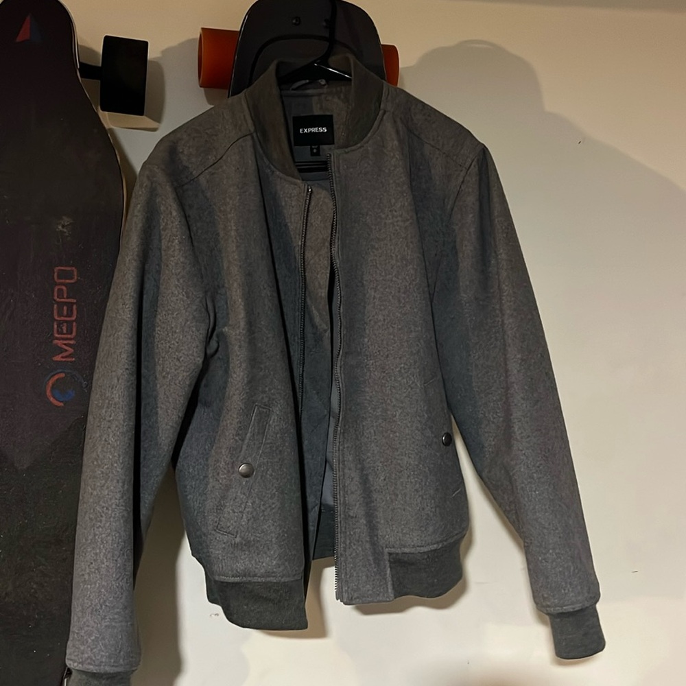 Express Bomber 51% recycled wool